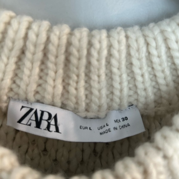 Zara Cream Sweater with Pearl Accents - Picture 4 of 5